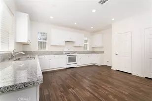 20509 Hazelnut Ct, Saugus, CA 91350 - Photo 10