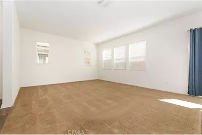 20509 Hazelnut Court, Saugus, CA 91350 - Photo 6
