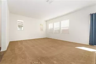 20509 Hazelnut Ct, Saugus, CA 91350 - Photo 6