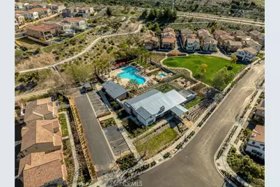 20509 Hazelnut Court, Saugus, CA 91350 - Photo 34