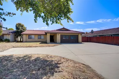 1204 N D, Lompoc, CA 93436 - Photo 2