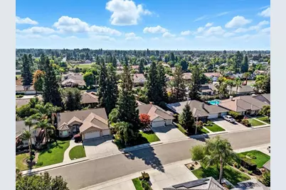 4623 W Grove, Visalia, CA 93291 - Photo 8
