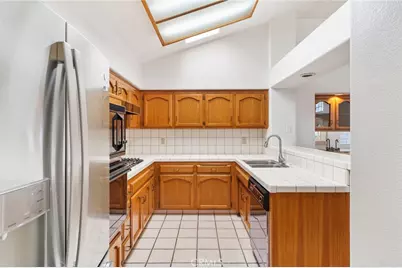8228 Norfolk Court, Bakersfield, CA 93311 - Photo 8