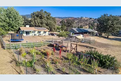 17741 Churchill, Tehachapi, CA 93561 - Photo 36