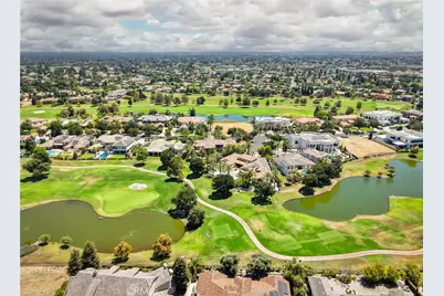 2407 Brighton Park Drive, Bakersfield, CA 93311 - Photo 6