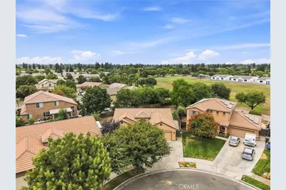 4225 W Ceres Court, Visalia, CA 93291 - Photo 8