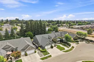 210 N Denton Ct, Visalia, CA 93291 - Photo 8