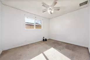 3717 Madrid, Bakersfield, CA 93309 - Photo 28