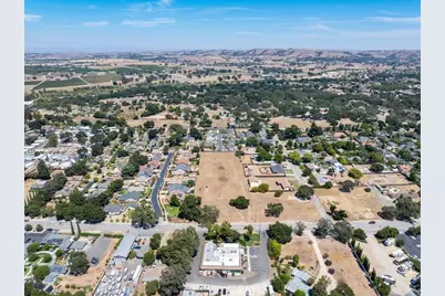 1375 El Camino Real, Atascadero, CA 93422 - Photo 20