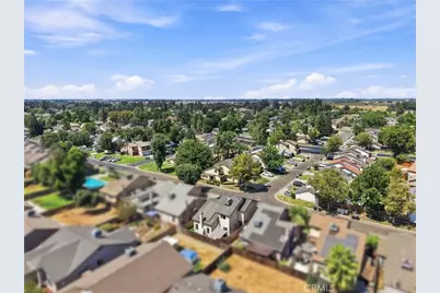 1143 E Ferguson, Visalia, CA 93292 - Photo 50