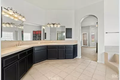 4005 Mesa Marin, Bakersfield, CA 93306 - Photo 34