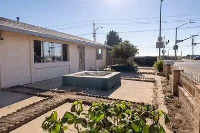 1142 W Donovan, Santa Maria, CA 93458 - Photo 4
