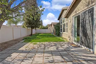 5523 Segovia, Bakersfield, CA 93306 - Photo 4