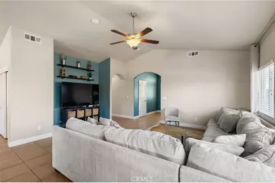 9500 Laurelwood Court, Shafter, CA 93263 - Photo 16