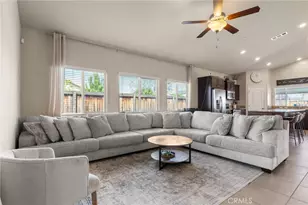 9500 Laurelwood Ct, Shafter, CA 93263 - Photo 6