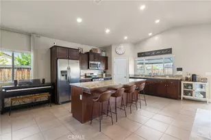 9500 Laurelwood Ct, Shafter, CA 93263 - Photo 10