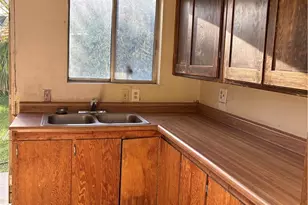 1904 Radiance, Bakersfield, CA 93304 - Photo 32