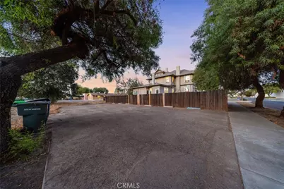 700 N Irwin, Hanford, CA 93230 - Photo 72