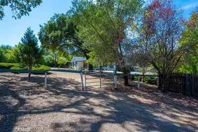 9040 Caleta, Atascadero, CA 93422 - Photo 18