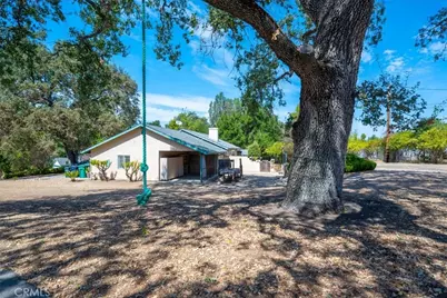 9040 Caleta, Atascadero, CA 93422 - Photo 14