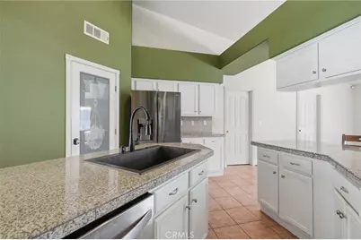 4029 E Meadow, Visalia, CA 93292 - Photo 20