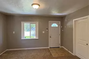229 W D, Tehachapi, CA 93561 - Photo 22