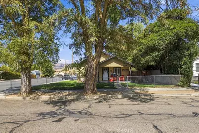 229 W D, Tehachapi, CA 93561 - Photo 52