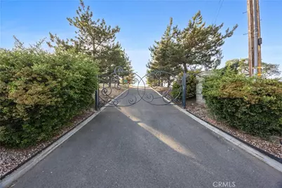 30300 Piebald Court, Tehachapi, CA 93561 - Photo 4