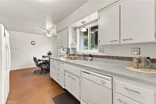 3985 N Tollhouse Rd, Fresno, CA 93726 - Photo 14