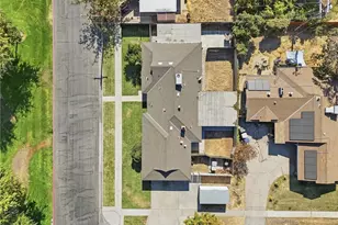 3985 N Tollhouse Rd, Fresno, CA 93726 - Photo 42