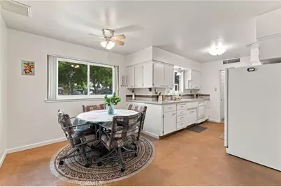 3985 N Tollhouse Road, Fresno, CA 93726 - Photo 8