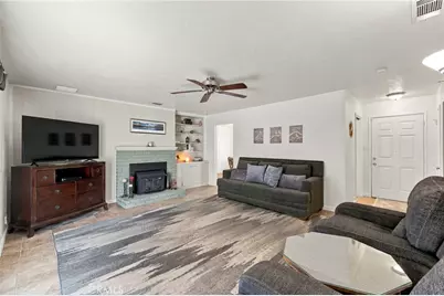 3985 N Tollhouse Road, Fresno, CA 93726 - Photo 18