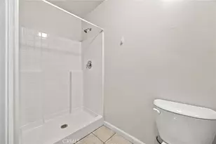 605 Winchester, Bakersfield, CA 93309 - Photo 24