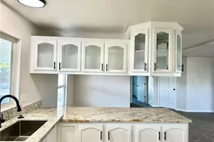 164 Hickorywood, Bakersfield, CA 93308 - Photo 12
