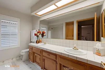 2512 Oak View Court, Bakersfield, CA 93311 - Photo 32