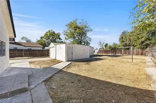116 E Warren Ave, Bakersfield, CA 93308 - Photo 26