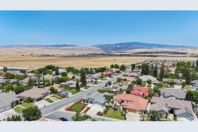 5205 Antares Court, Bakersfield, CA 93306 - Photo 38