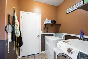 2528 Ellen Ln, Santa Maria, CA 93455 - Photo 28