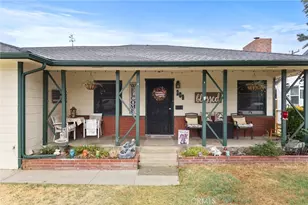 209 W B St, Tehachapi, CA 93561 - Photo 12