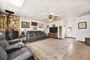 209 W B St, Tehachapi, CA 93561 - Photo 28