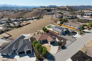 3415 Lakeside Village Dr, Paso Robles, CA 93446 - Photo 44