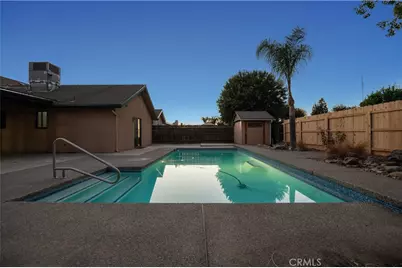 2824 W Hemlock Court, Visalia, CA 93277 - Photo 30