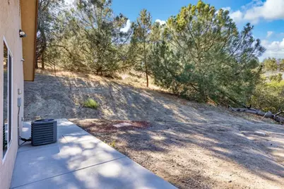 25340 Deertrail, Tehachapi, CA 93561 - Photo 32