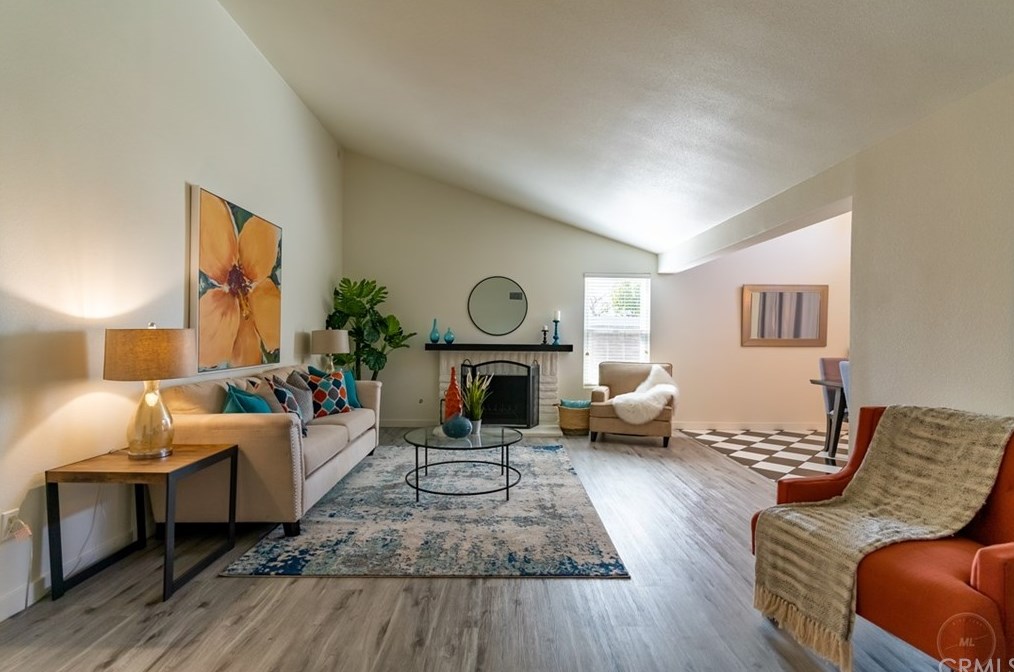 1102 S Peregrine Pl, Anaheim, CA 92806