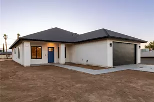 7220 Hanford Ave, Yucca Valley, CA 92284 - Photo 2
