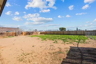 18215 Cherimoya, Adelanto, CA 92301 - Photo 28