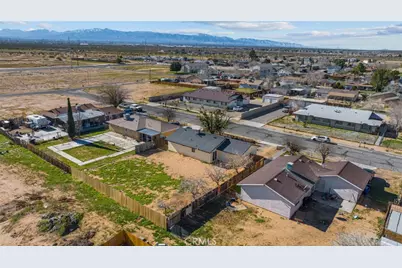 18215 Cherimoya, Adelanto, CA 92301 - Photo 30