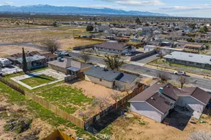 18215 Cherimoya, Adelanto, CA 92301 - Photo 30
