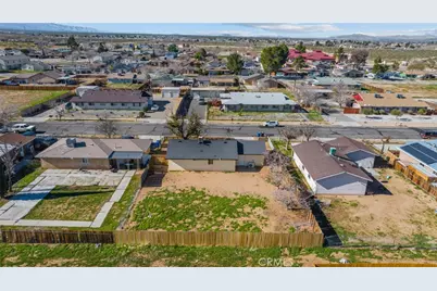 18215 Cherimoya, Adelanto, CA 92301 - Photo 34