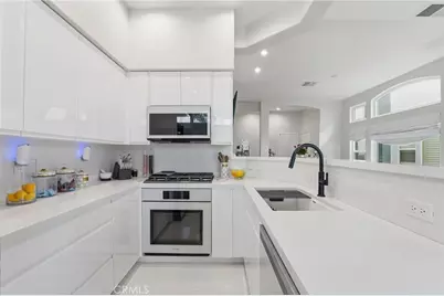 7697 Hazard Center, San Diego, CA 92108 - Photo 2